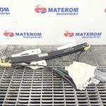 Macara usa spate stanga