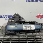 Maner usa spate stanga