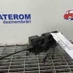 Incuietoare capota fata