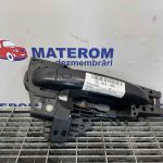 Maner usa spate dreapta