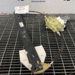 Macara usa spate stanga