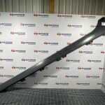 Ornament prag stanga