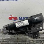 Maner usa spate stanga