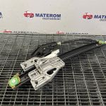 Macara usa spate dreapta