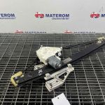 Macara usa spate stanga