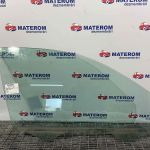 Geam fata dreapta