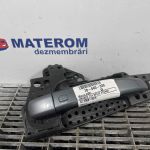 Maner usa spate stanga