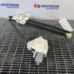 Macara usa spate dreapta
