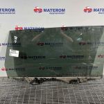 Geam spate mare dreapta