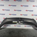 Ornament superior radiatoare