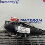 Maner usa spate dreapta