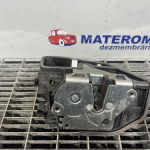 Incuietoare usa spate dreapta