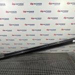 Ornament prag stanga