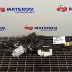 Macara usa spate dreapta