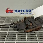 Incuietoare capota fata