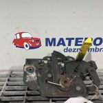 Incuietoare capota fata