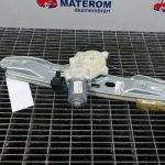 Macara usa spate dreapta