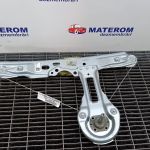 Macara usa spate dreapta
