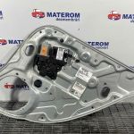 Macara usa spate dreapta