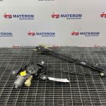 Macara usa spate dreapta