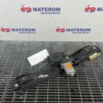 Macara usa spate dreapta