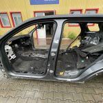 Stalp mijloc stanga