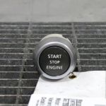 Intrerupator start /stop