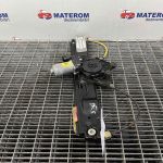Macara usa spate dreapta
