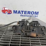Incuietoare capota fata