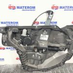 Macara usa fata dreapta