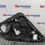Macara usa spate dreapta