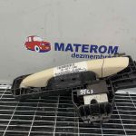 Maner usa spate stanga