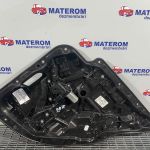 Macara usa spate dreapta