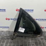 Geam spate mic stanga