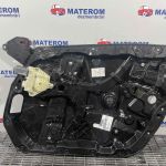 Macara usa fata dreapta