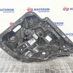 Macara usa spate dreapta