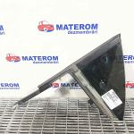 Geam spate mic stanga