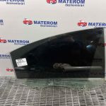 Geam spate mare dreapta