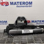 Maner usa spate stanga