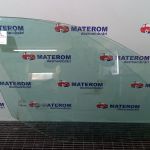 Geam fata dreapta