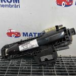 Maner usa spate stanga