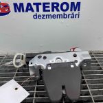 Incuietoare capota spate