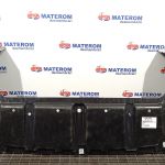 Ornament sub bara fata