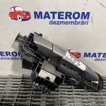 Maner usa spate dreapta