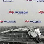 Macara usa spate dreapta