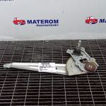 Macara usa spate dreapta