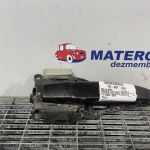 Maner usa spate dreapta