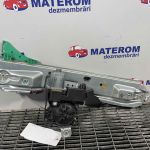 Macara usa spate dreapta