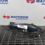 Maner usa spate dreapta