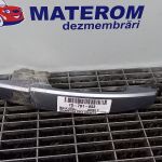 Maner usa fata dreapta